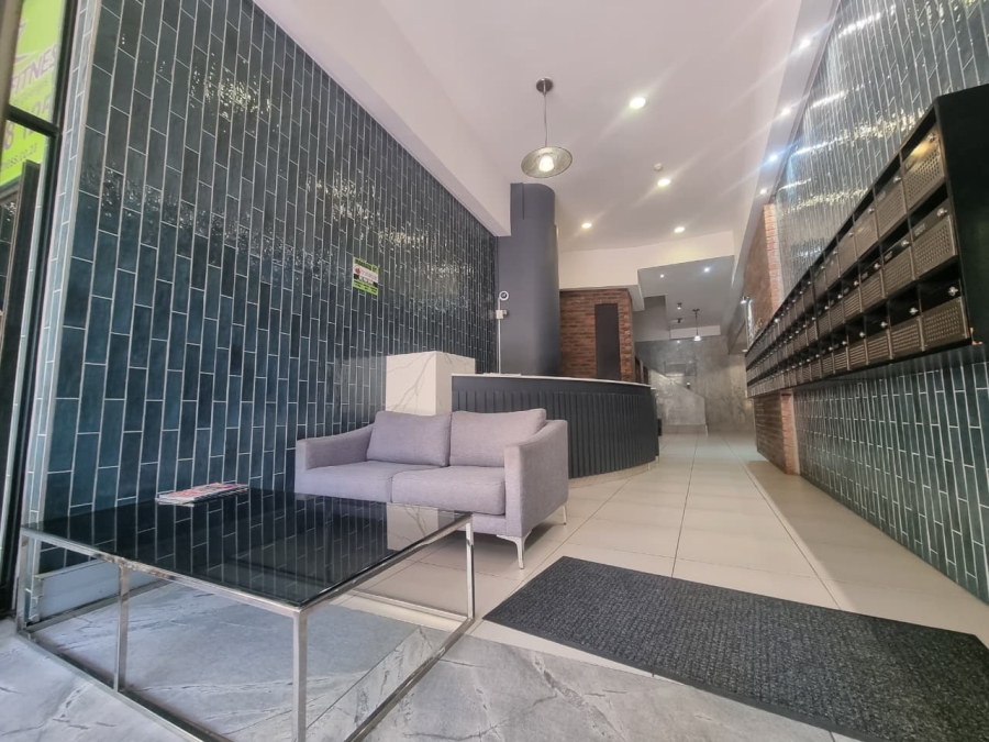 1 Bedroom Property for Sale in Cape Town City Centre Western Cape
